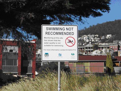 Closure at Nutgrove Beach, Tasmania, due to pathogenic organisms (photo supplied courtesy of DEP, Tasmania)